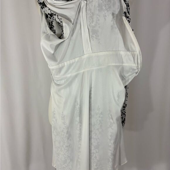 Jessica Simpson Black and White Abstract Floral Print Midi Dress - Picture 8 of 10